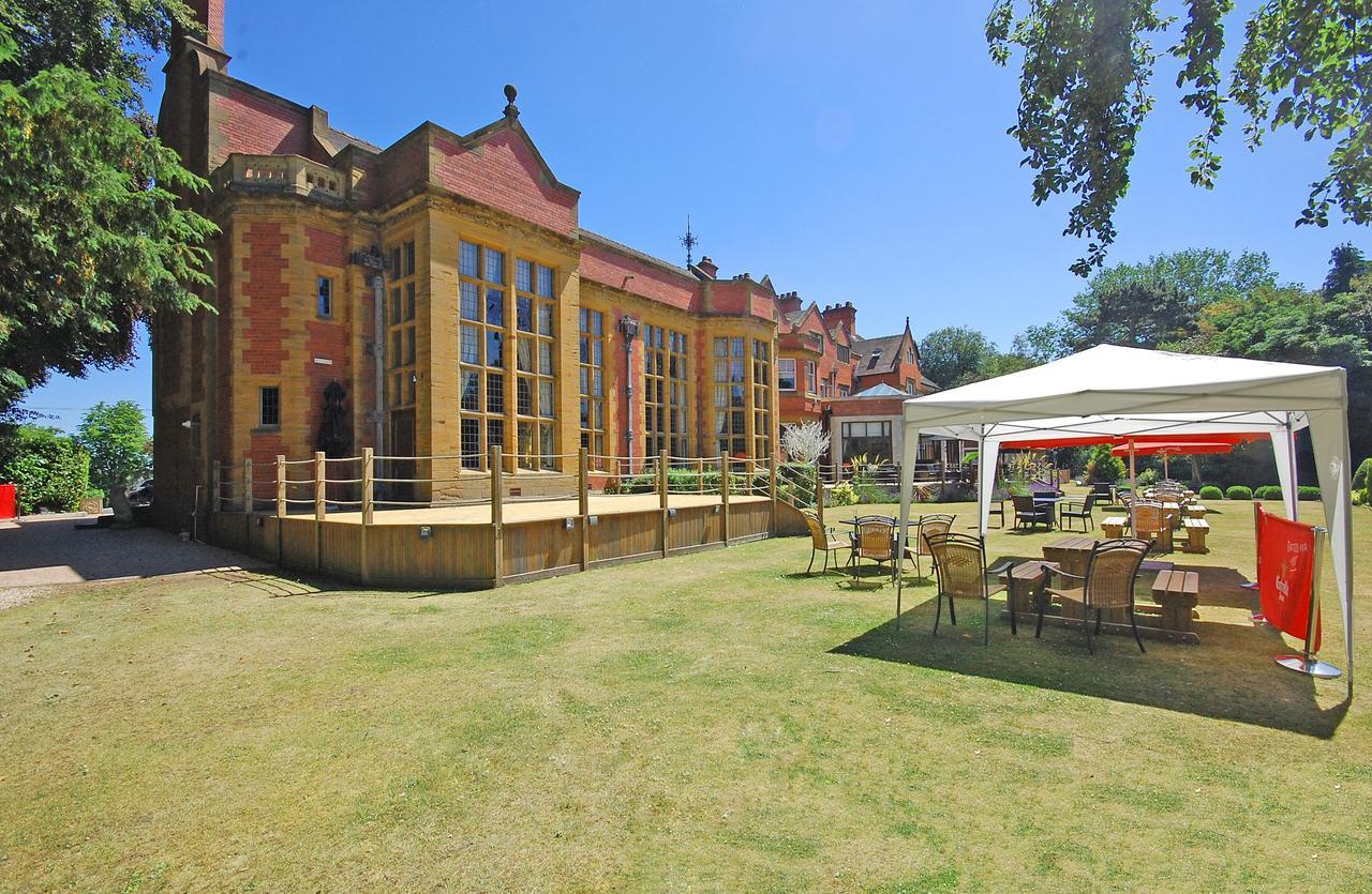 The Mount Country Manor Hotel & Golf Wolverhampton Exterior photo